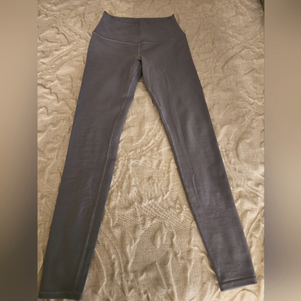 Alo High-Waist Airbrush Leggings Size Small Full Length Blue Moon